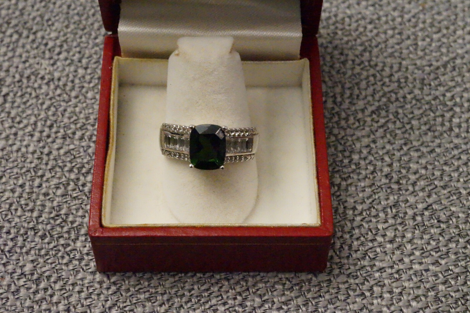 Rectangular Cushion Cut Russian Chrome Diopside Ring JTV NWOT Size 7