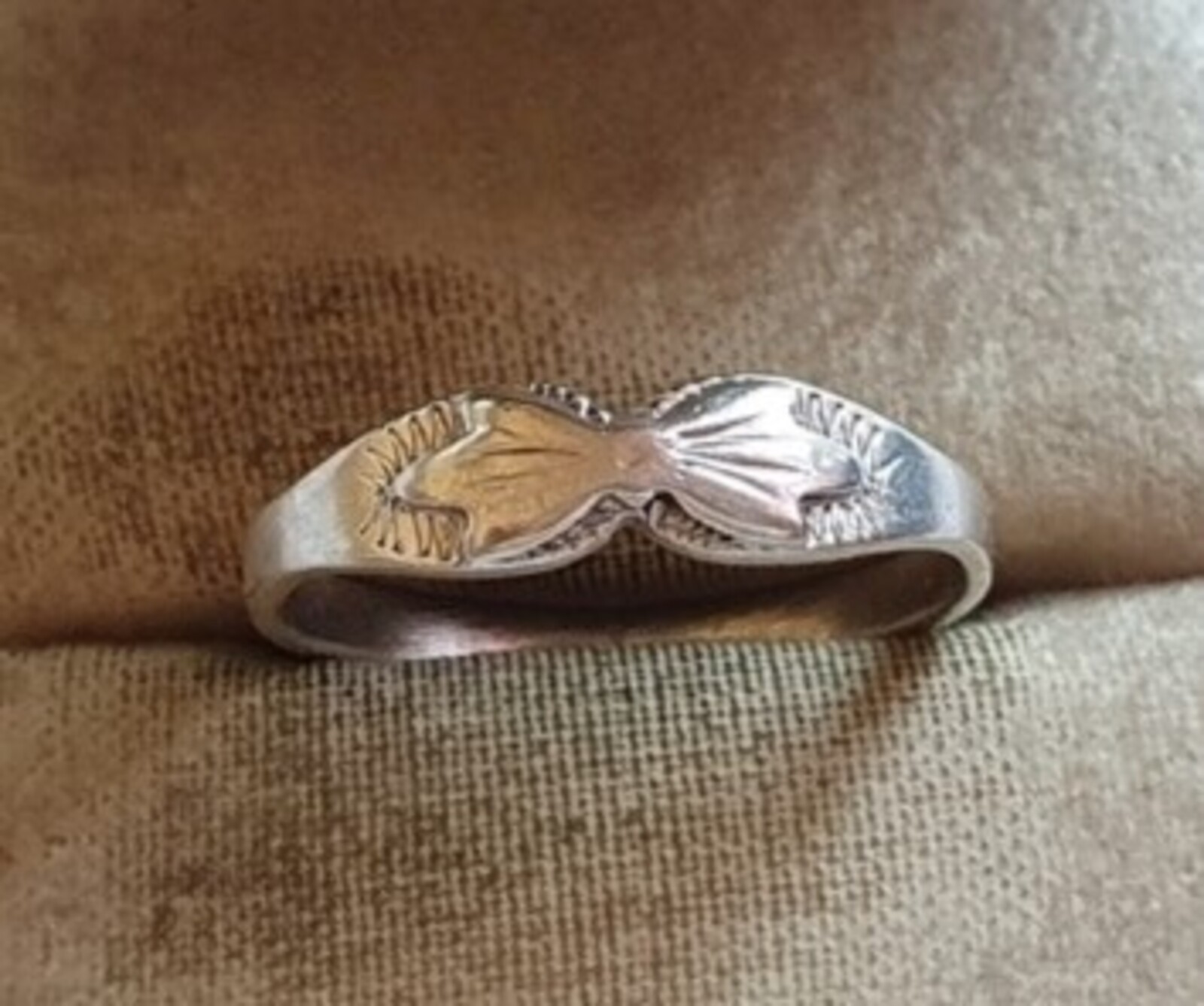 Vintage Soviet USSR ring sterling silver 916 Size 8.5 Weight 1.95 g.