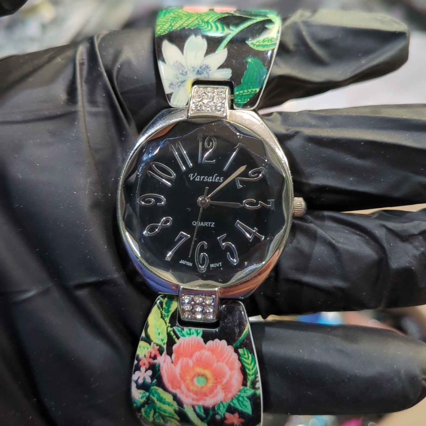 Works Varsales Ladies Quartz Watch 31mm Green Flower Cuff Bracelet 32mm Fit 7″