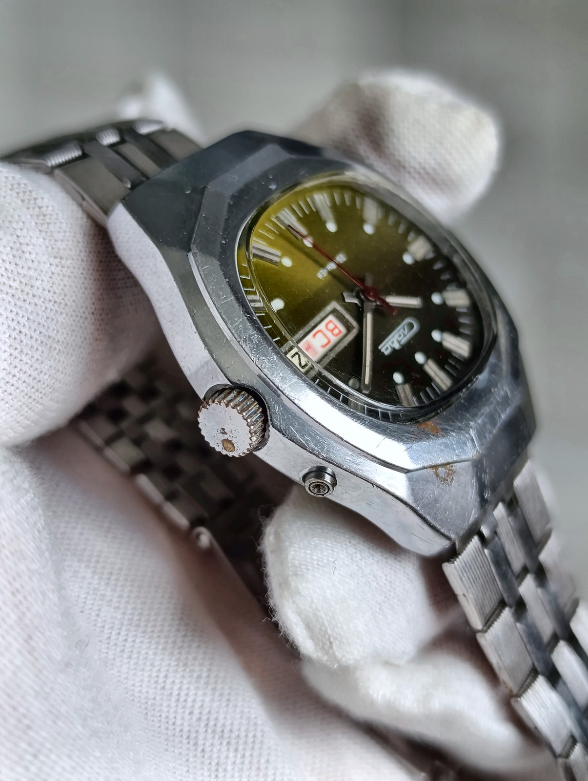 Slava 2428 USSR 1980s Men’s Mechanical Watch 26J Original
