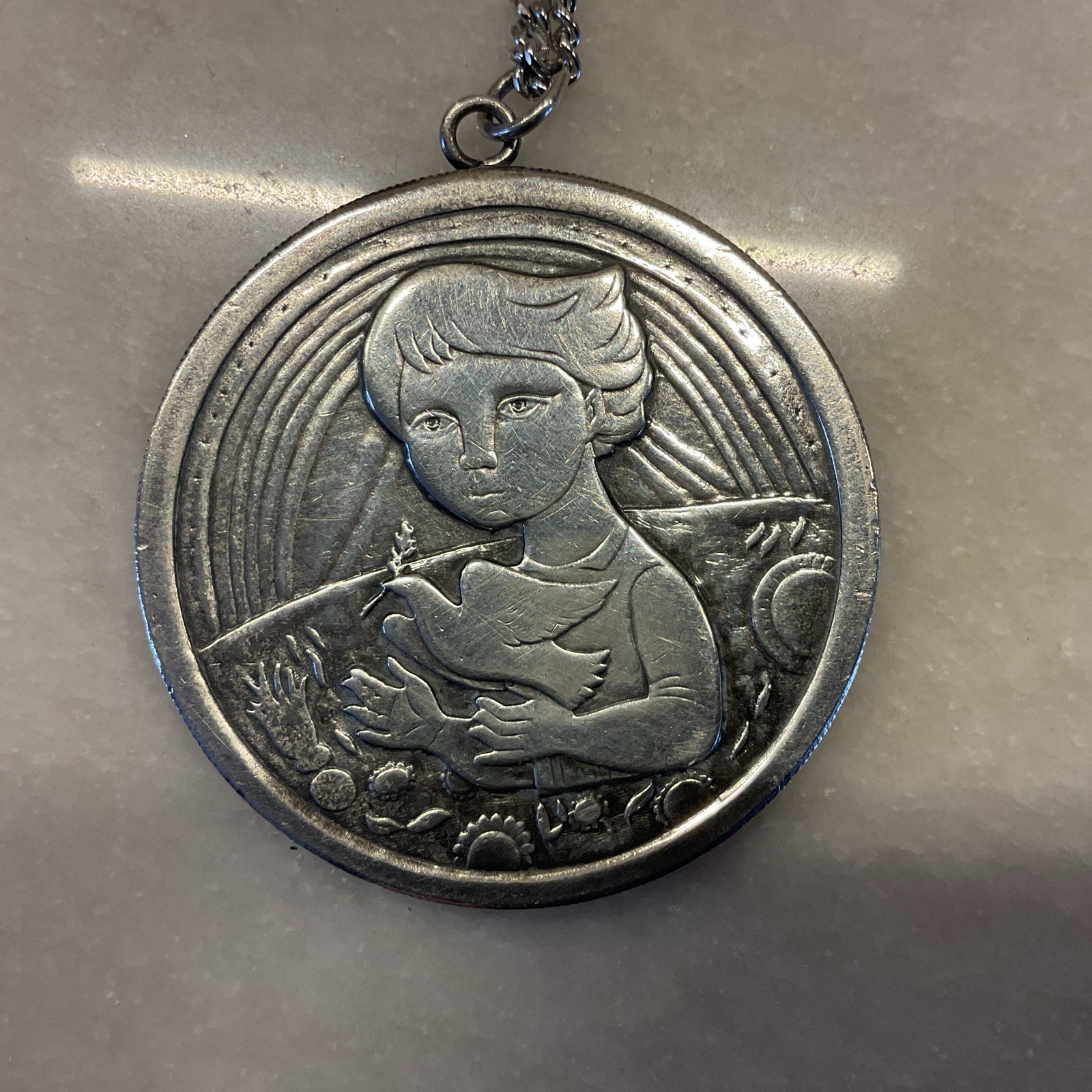 Irving Amen Vietnam Peace Medal Let The Flowers Grow