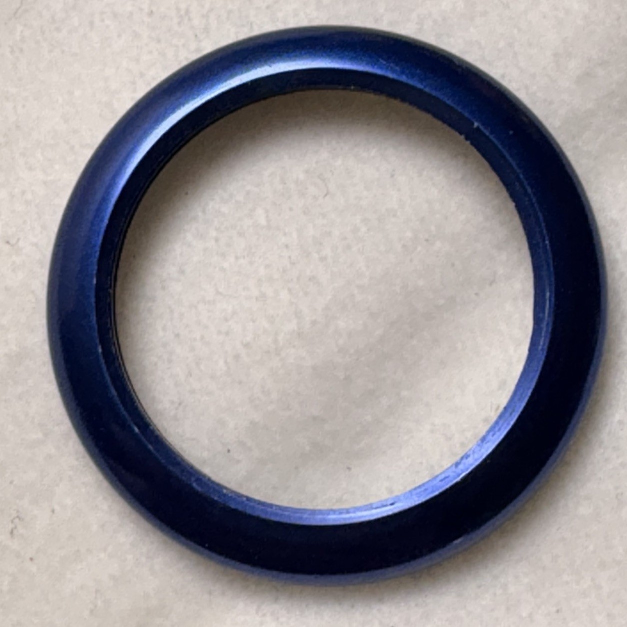Gucci METAL (Bezel ONLY) Fits 1100. 1200.  Ladies METALLIC BLUE. SWISS MADE. A14