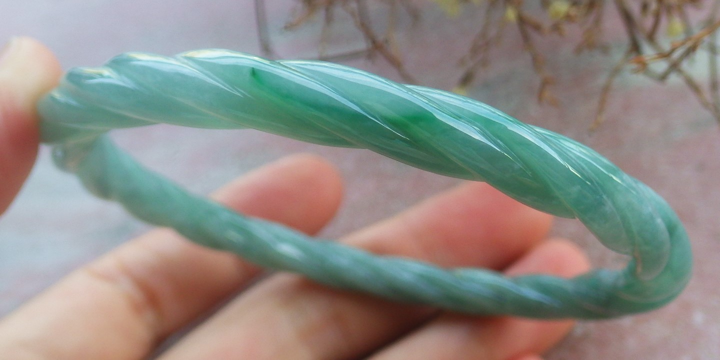 Video Certified Green 100% A JADE Jadeite Knotted Bangle Bracelet 61mm 手镯 705277
