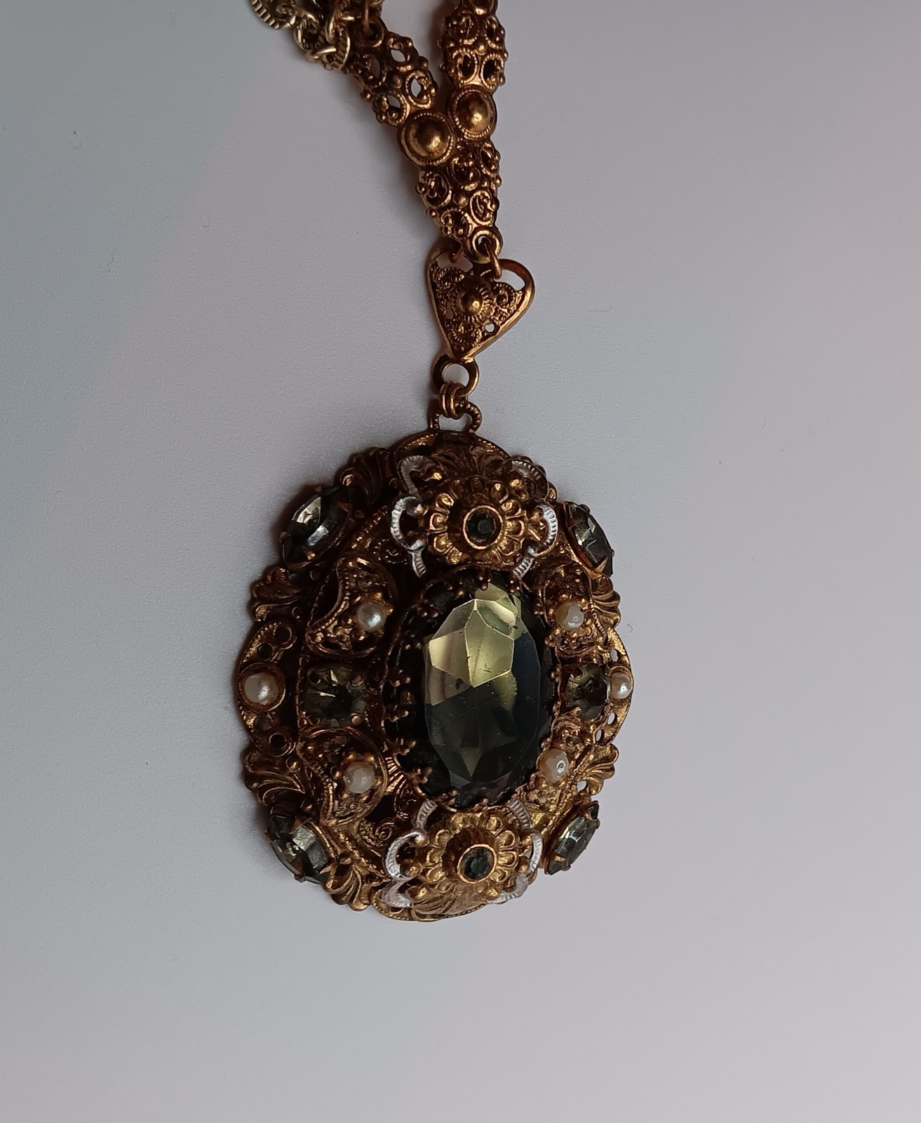 Vtg Western Germany Necklace Smoky Art Glass Faux Pearl Rhinestone Ornate 24″