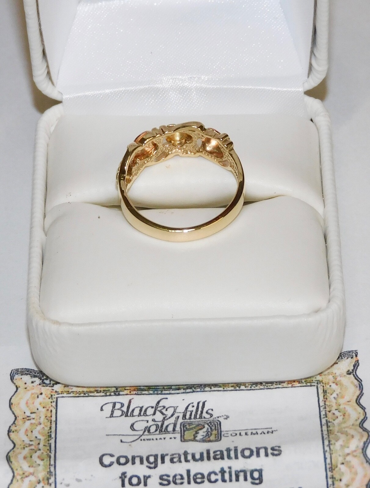 Black Hills Gold 10k Traditional Wide Band Leaves Ring Size 7
