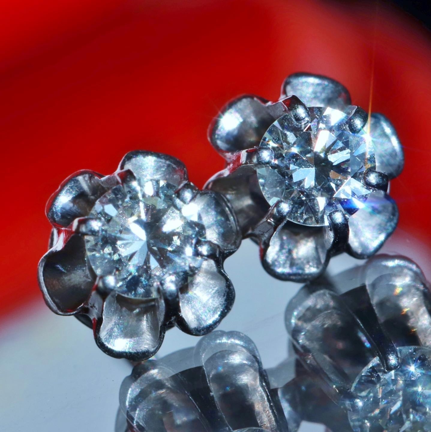14k white gold earrings 0.50ct natural diamond screwback flower stud 1.95g N3762