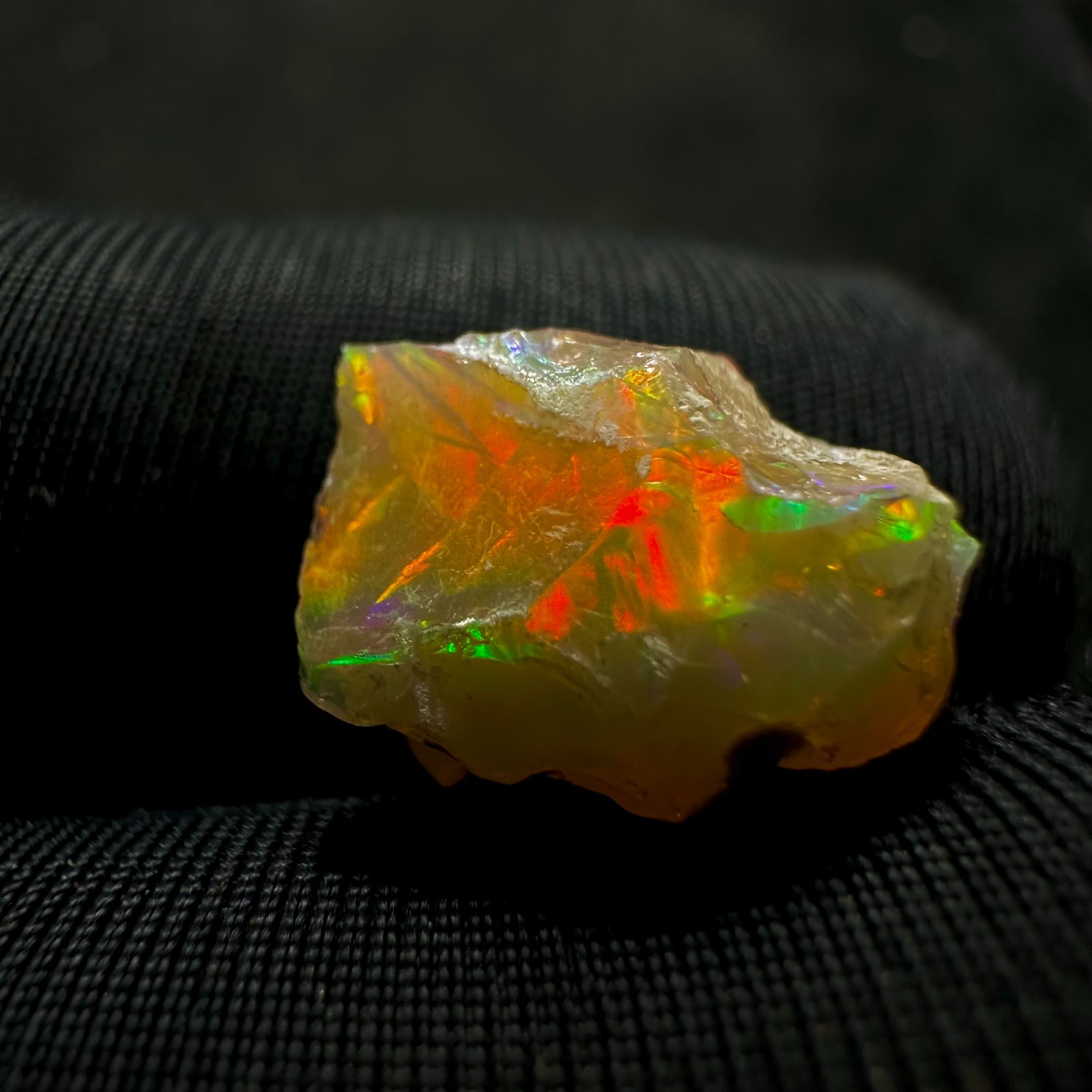 2.75 CTS Natural Ethiopian Opal Rough, Multi Fire Opal Gemstone, Welo Opal Raw.