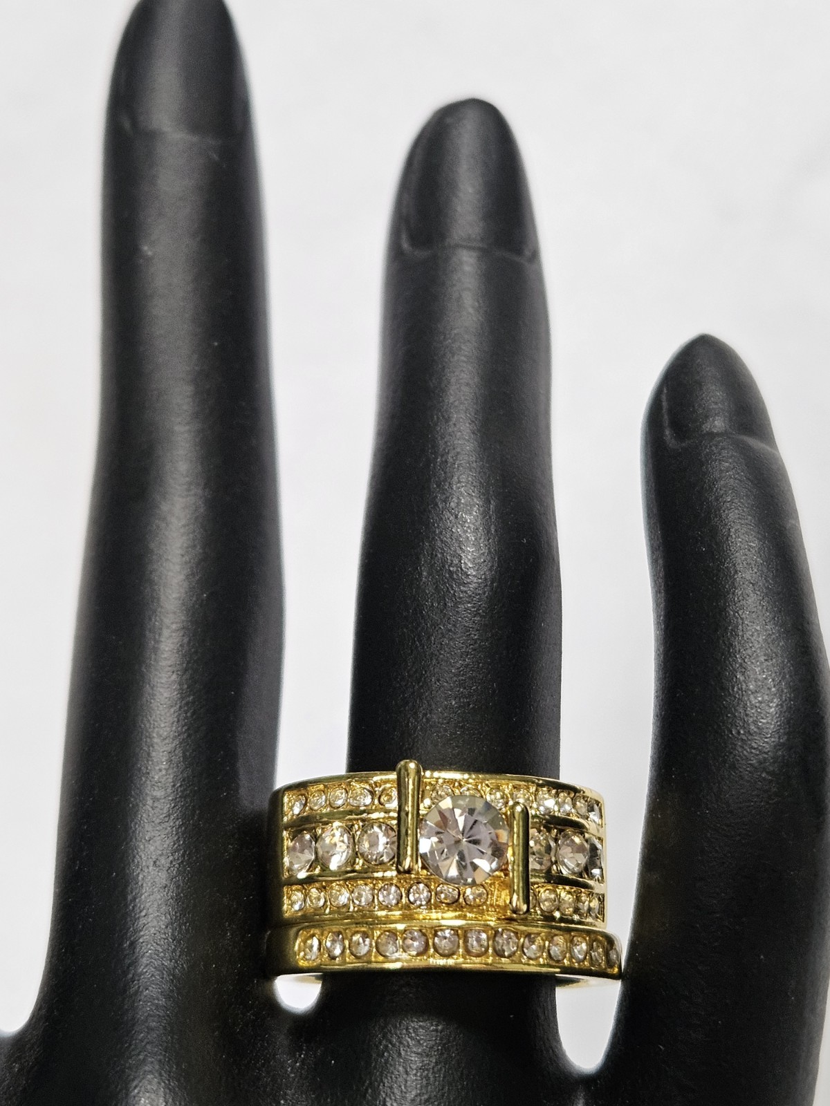 Gold Tone 2 Pc Ring Set Clear Crystal Wide Band Ring Band Ring Size 10 J15-3630