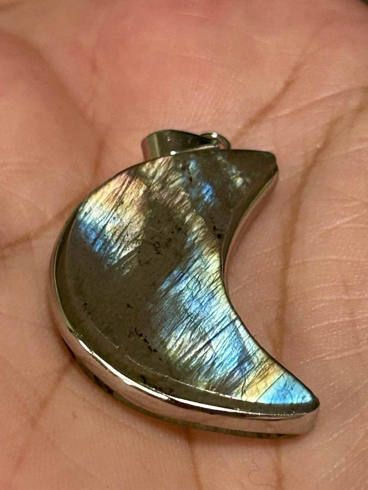 Rainbow Labradorite Authentic Crystal Pendant Charm Crescent Moon New Jewelry