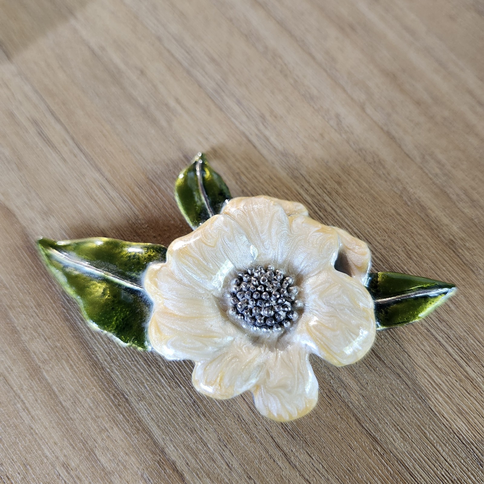 Vtg Yellow Cosmos Floral Flower Enameled Brooch w/ Leaves Heavy