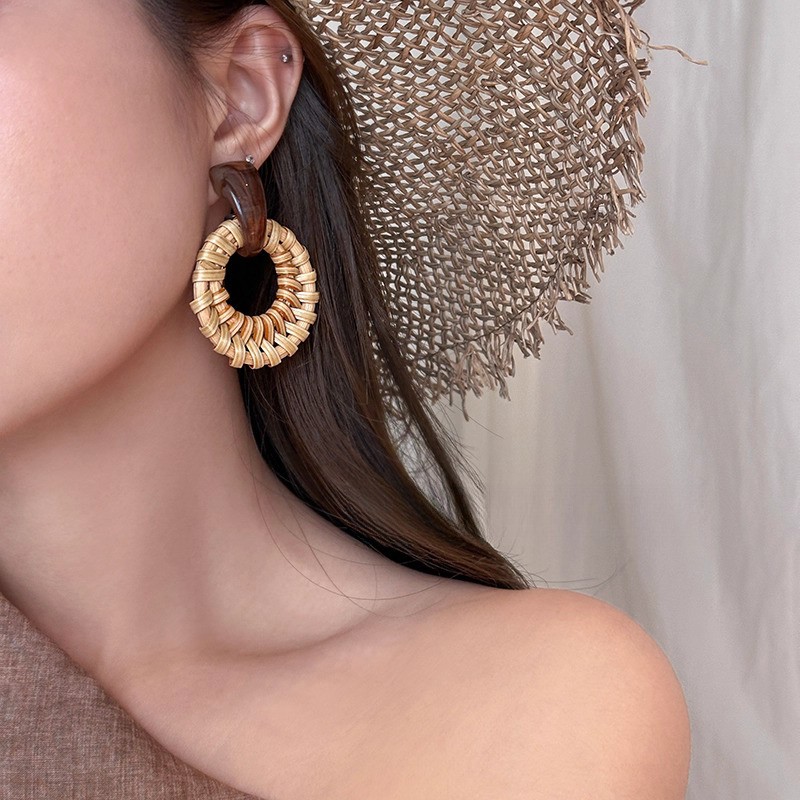 1Pair Exquisite Bamboo Rattan Grass Woven Earrings A Sense of Design Earrings