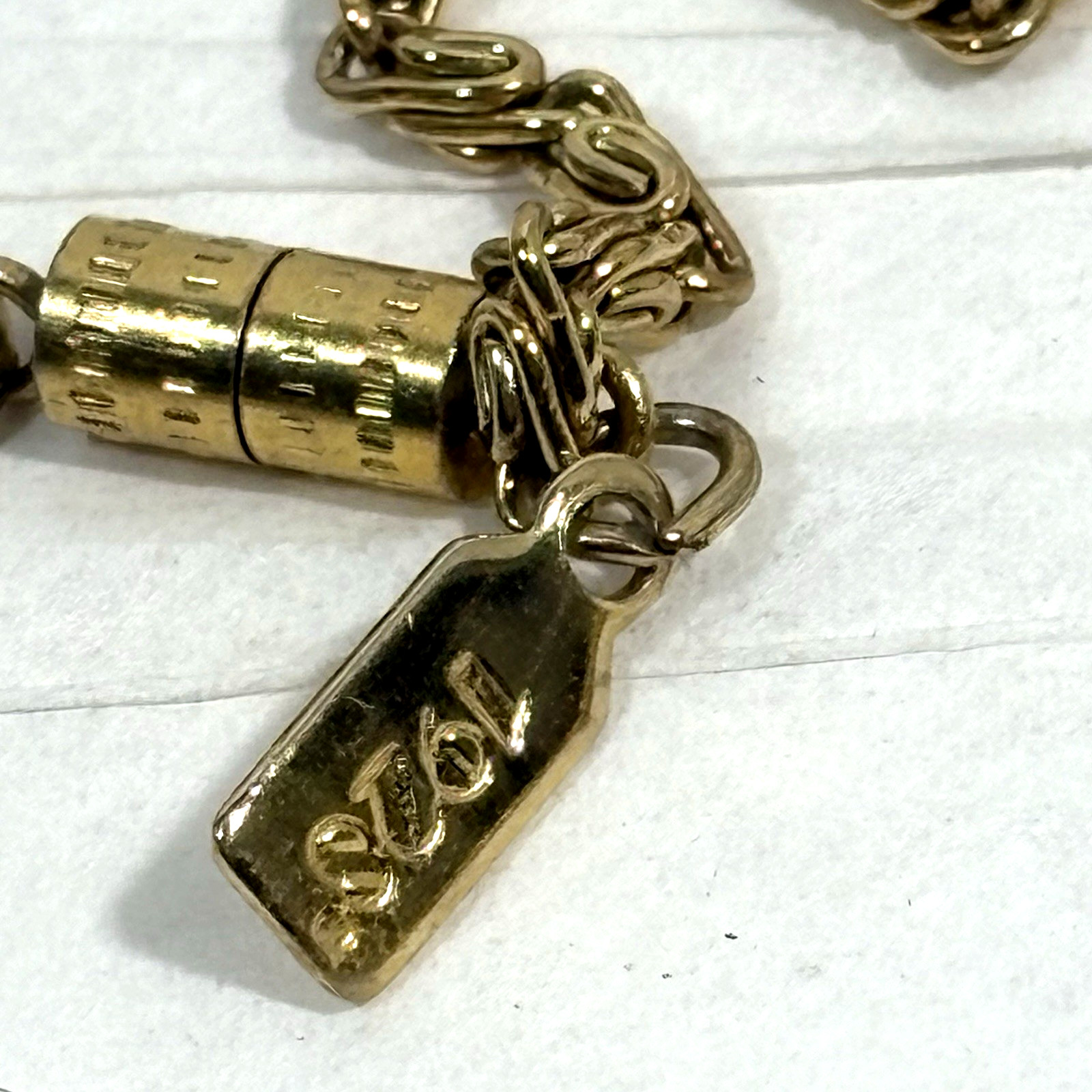 1928 Brand Art Nouveau Style Filigree Poison Flask Pendant Necklace Gold Tn 26″