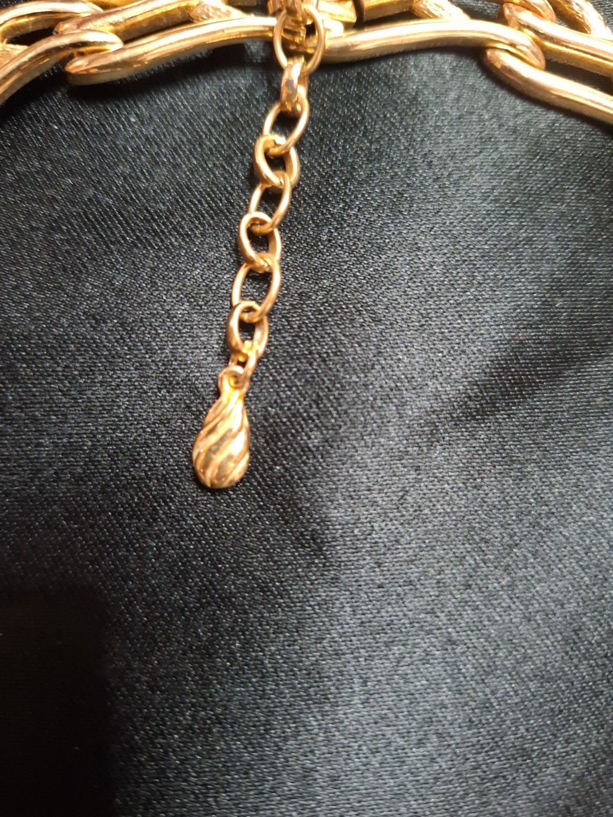 Vintage NAPIER Gold Tone Double Wave Ribbon Link