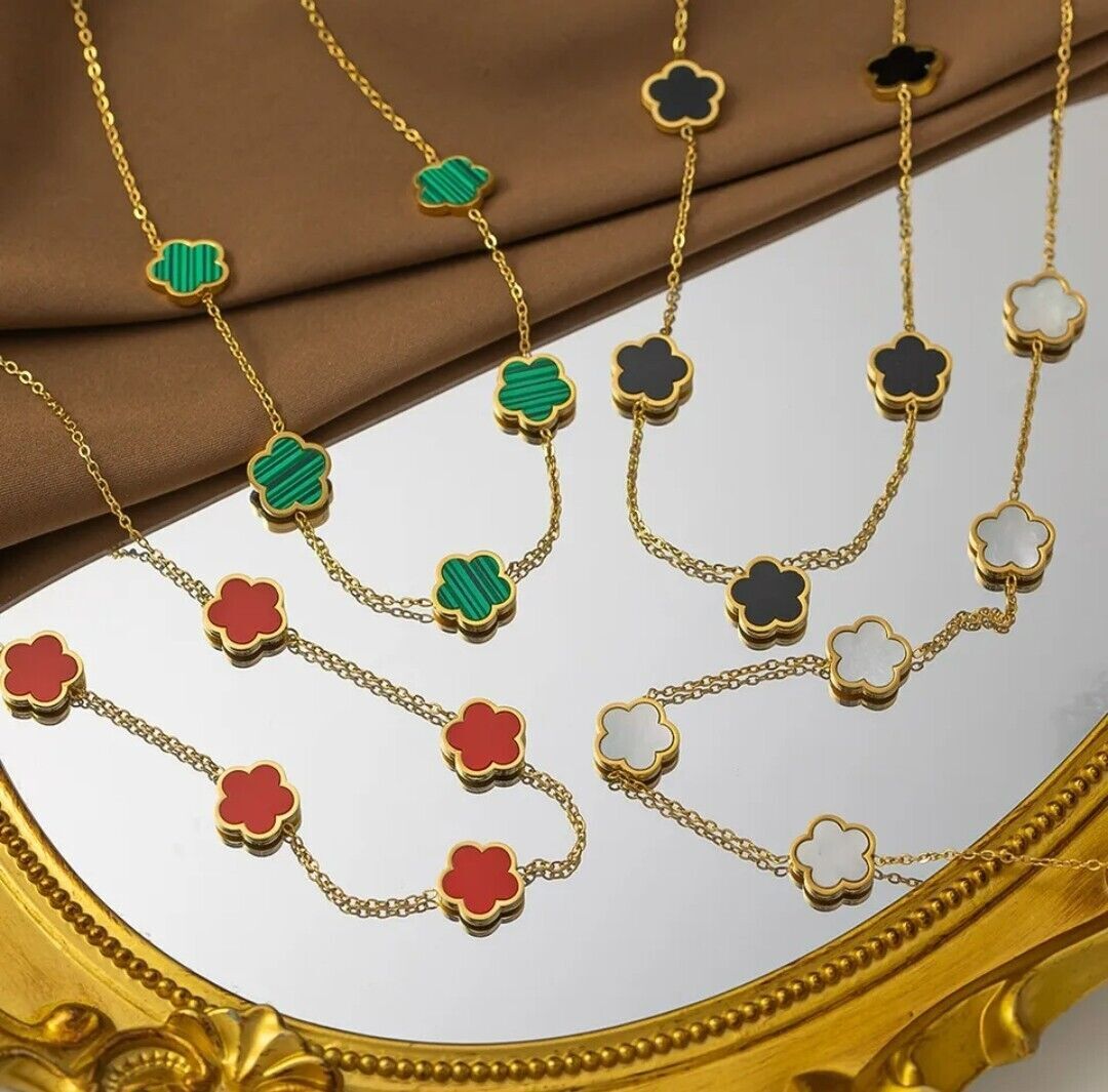 Women Five Leaf Flower Cute Romantic Necklace Fashion Geometric Jewelry Gift