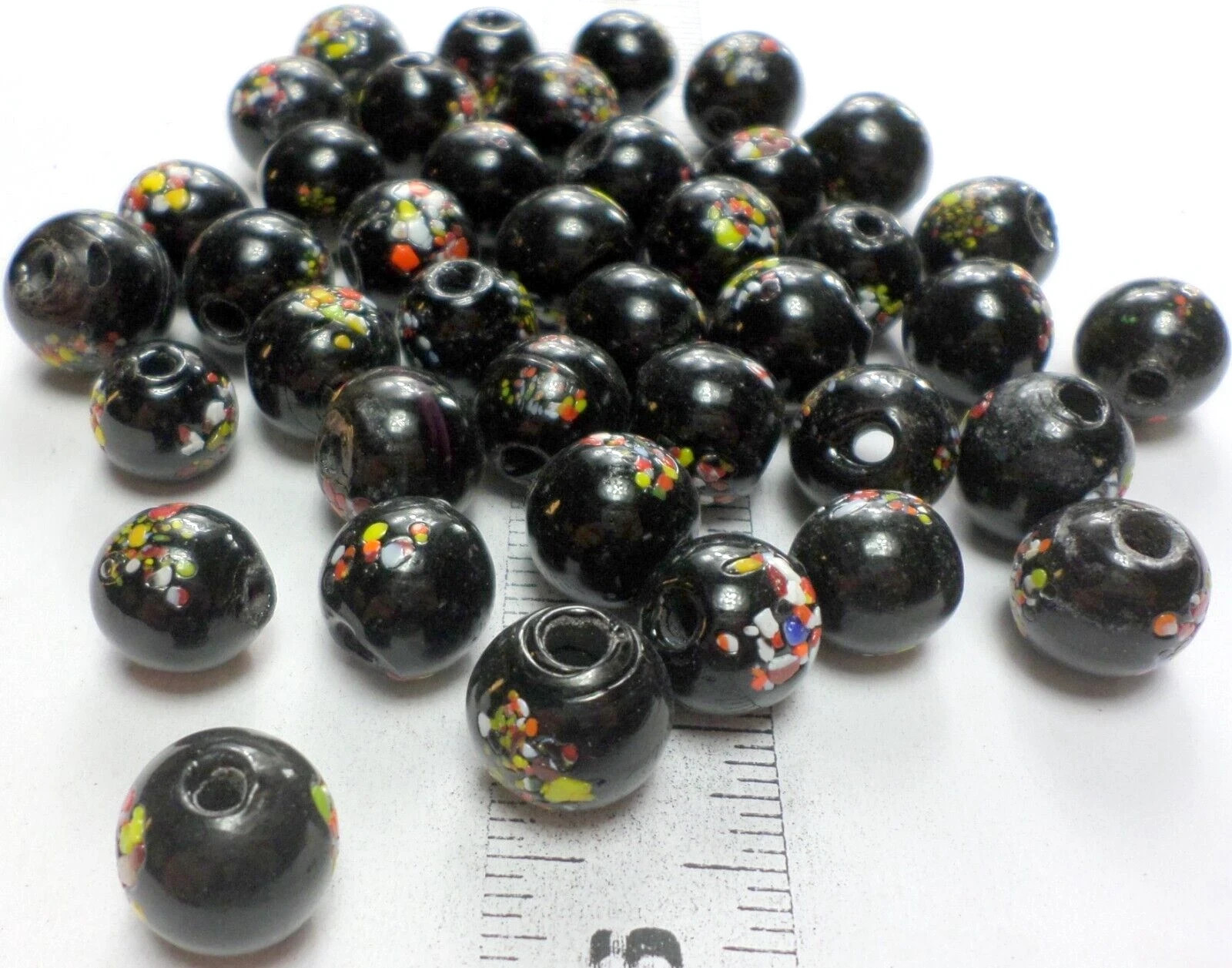 40 Yellow Red /Black Round Confetti Mosaic Glass Lampwork Beads w/4mm Hole 15mm