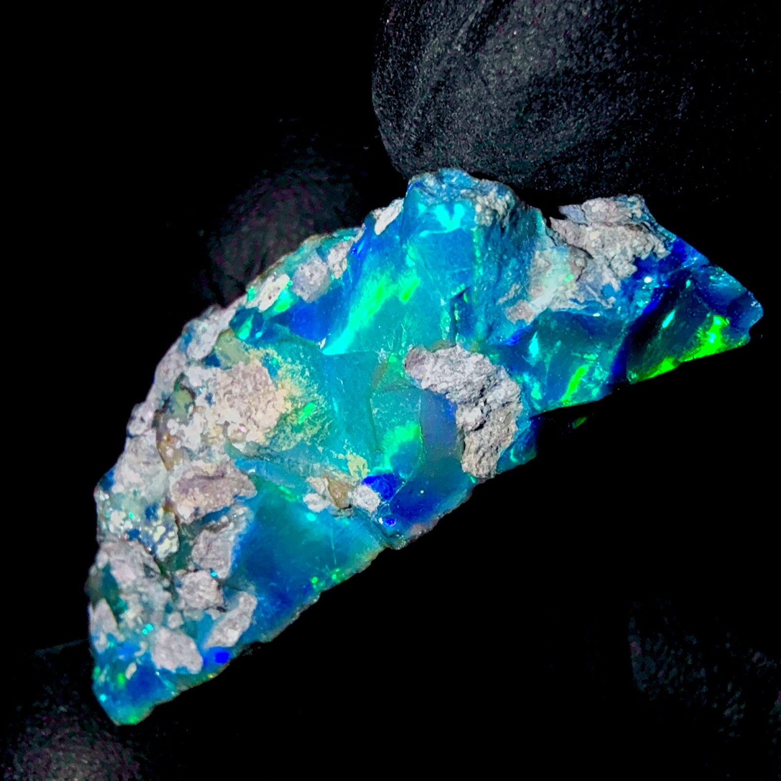 Black Fire Opal, Ethiopian dry opal rough, Natural opal gemstone 18.5Ct 27×14 mm