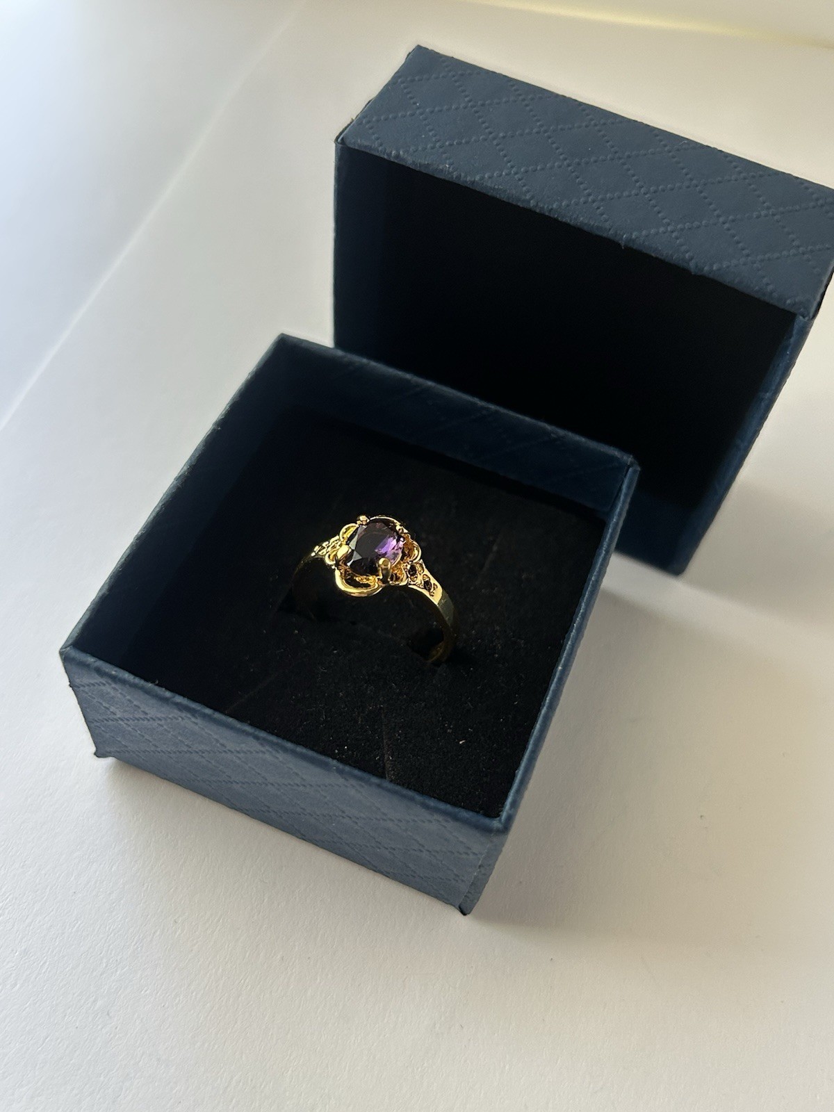 Vintage Purple Cubic Zirconia Ring Gold Plated Womens Size 7.5