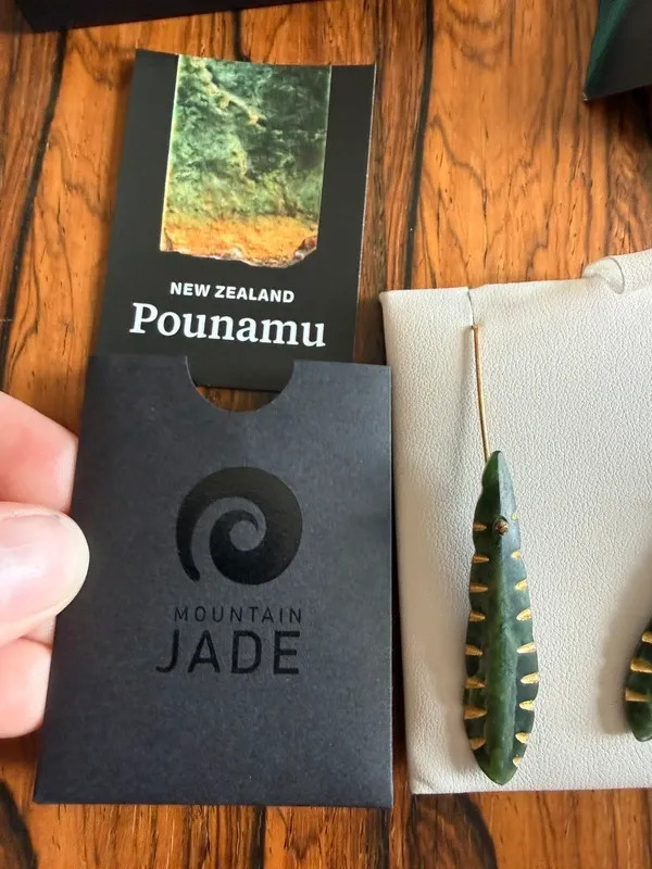 Beautiful Pounamu New Zealand Jade Earrings – Artisan Hooks
