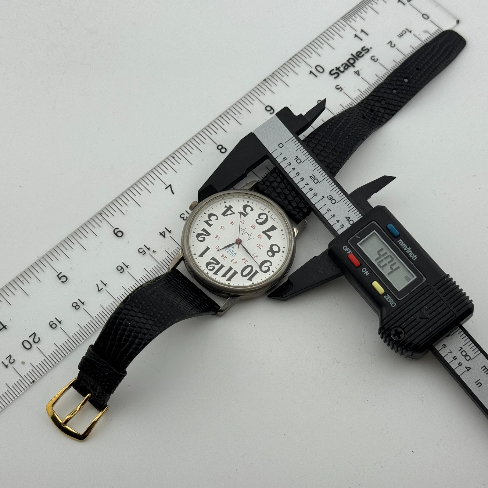 Nurse Mates Quartz Watch Men Silver White Easy Read Leather Analog New Battery