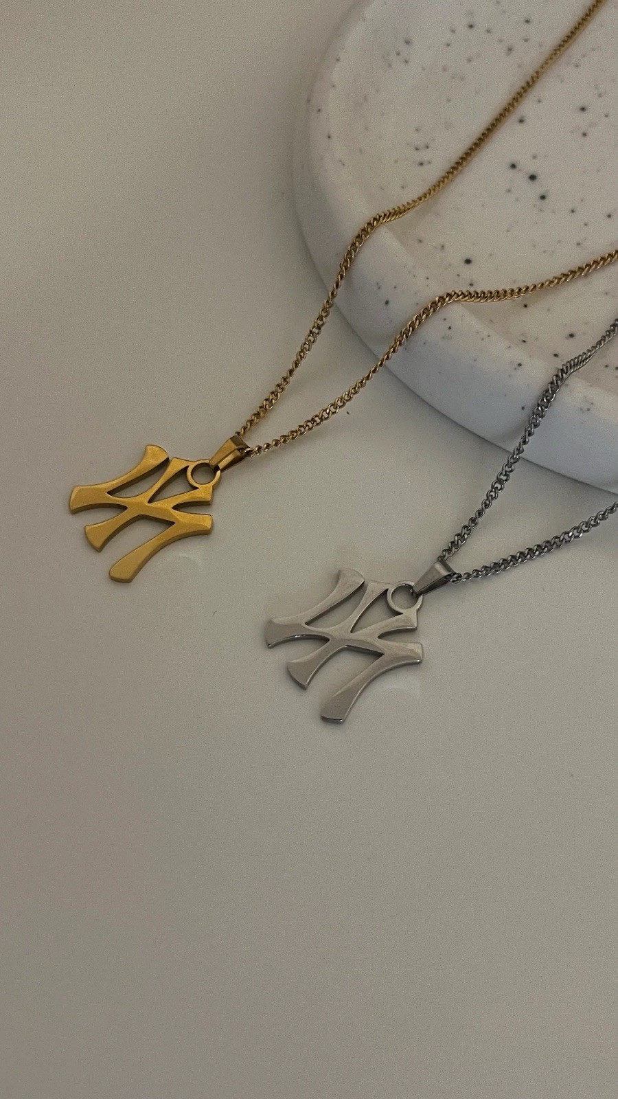 Inspire Jewelry New York Chain Necklace For Women And Men