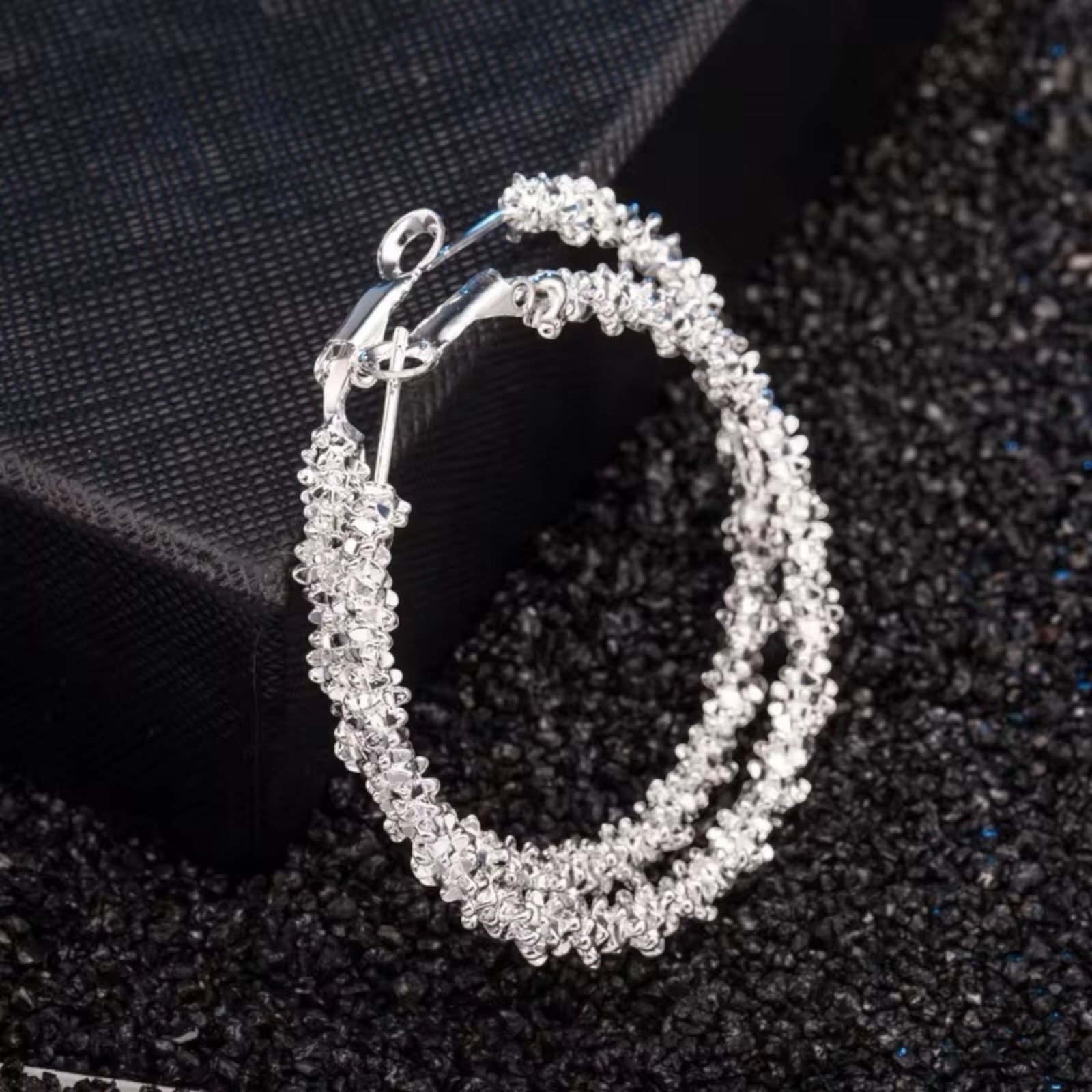 925 Sterling Silver Women Elegant U-Shaped Medium Size Hoop Earrings A23