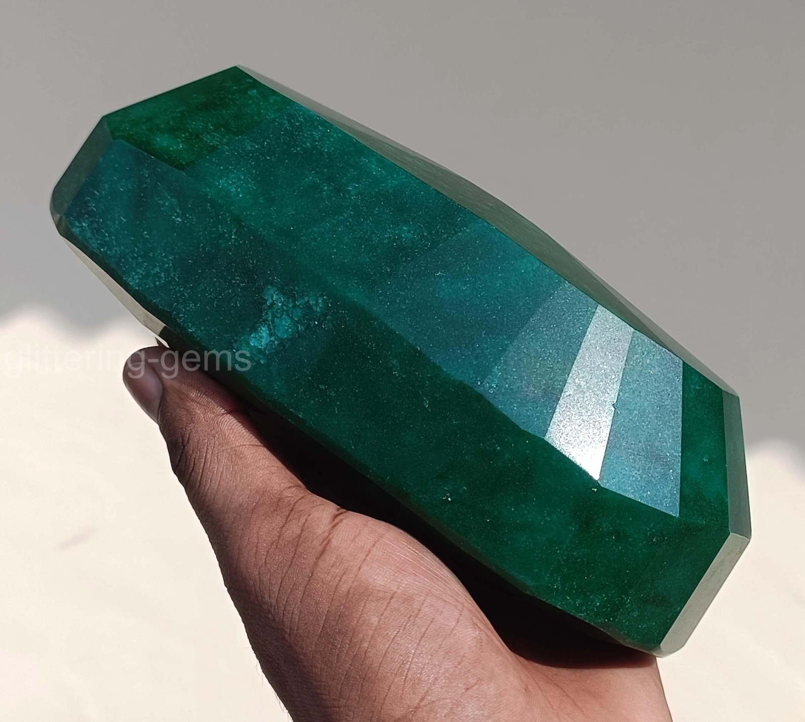 Massive 10,000 Ct Natural Emerald 2 kg Oval IGL Certified Gemstone 180×105 MM “D