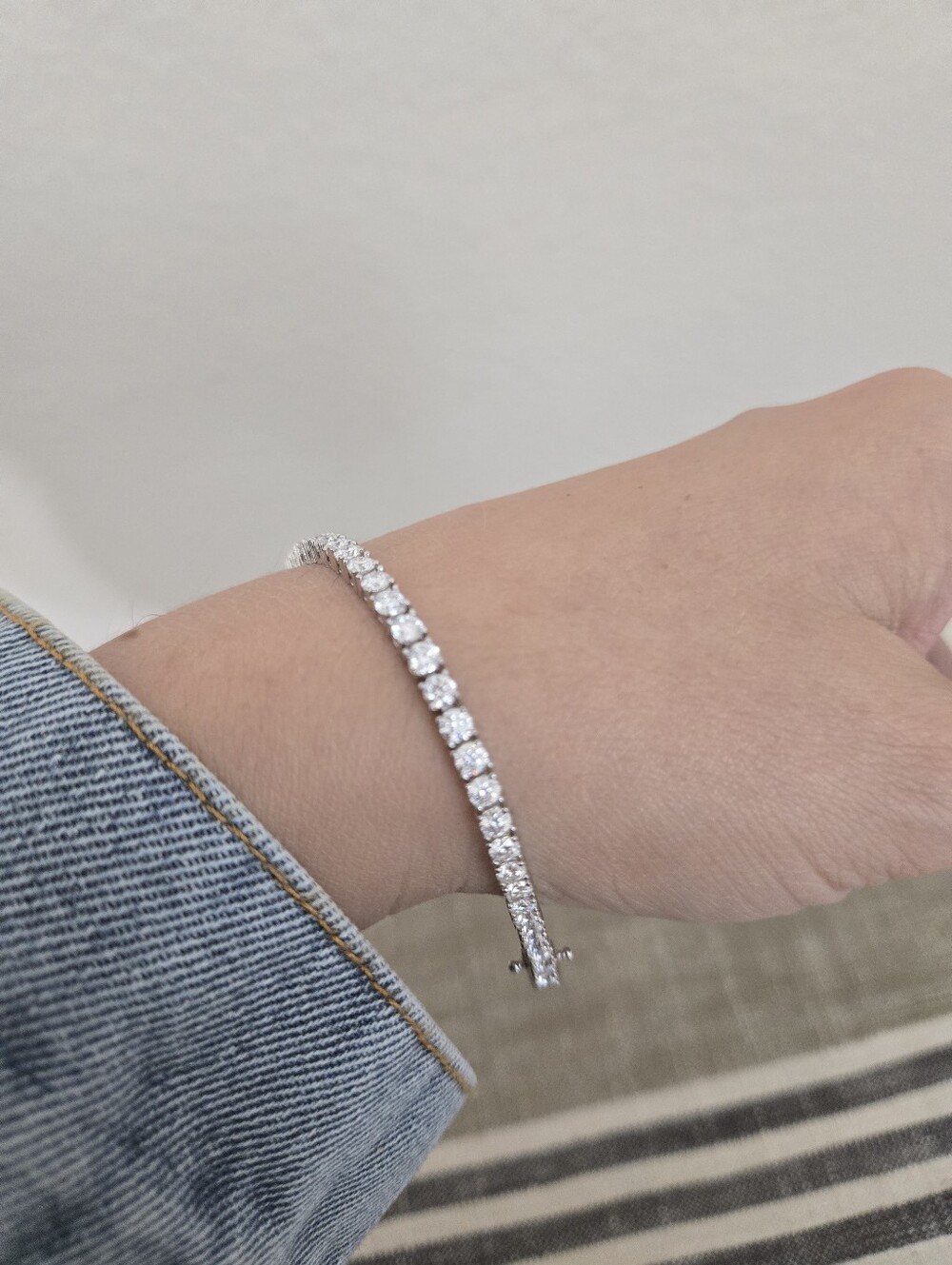 Moissanite NWT 7.0CTW 925 Sterling Silver 3MM Tennis Bracelet, 8″