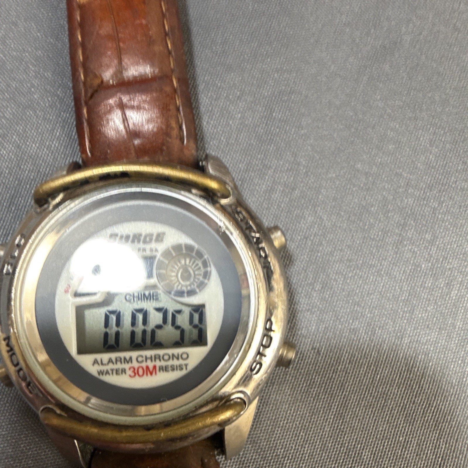 VINTAGE 80s G.I.I. SURGE WATCH SURM1558 RARE!! GLO WORKS! NEW BATTERY! (B23)