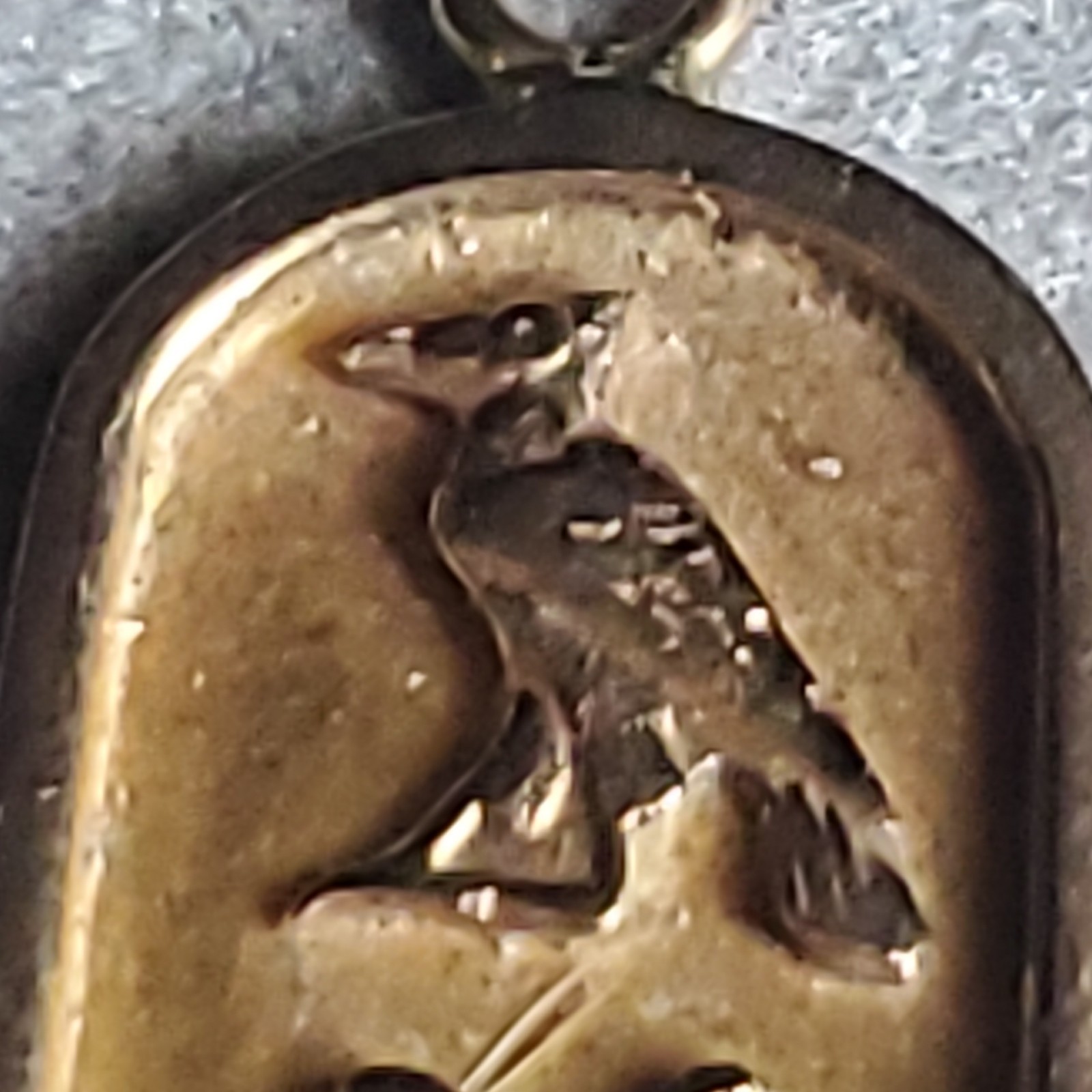 18k Gold Animal Hieroglyphic Cartouche Charm Pendant Needs New Bail For Chain