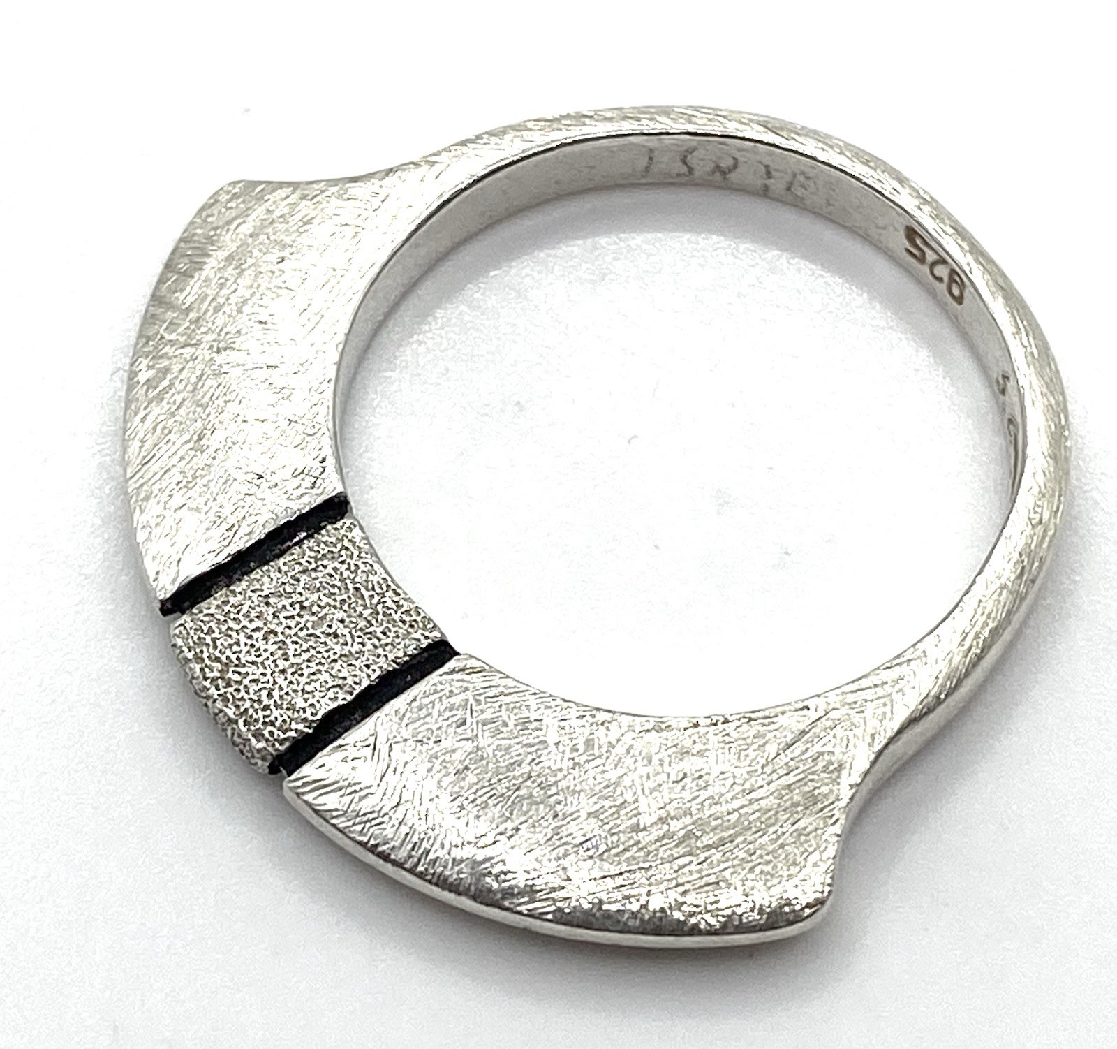 Israel Sterling Silver / 925 Textured Designer Ring Size 9 Signed