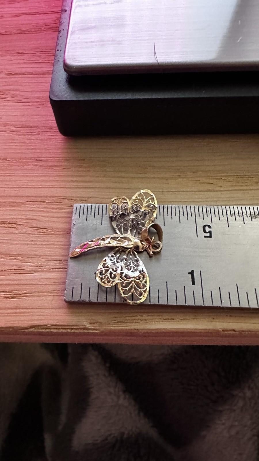 Vintage Dragonfly Pendant Marked 10K Two Tone Yellow White Gold 0.5g