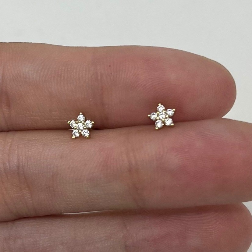 PAVOI 14K Yellow Gold Flat Back Flower Stud Earrings Cubic Zirconia
