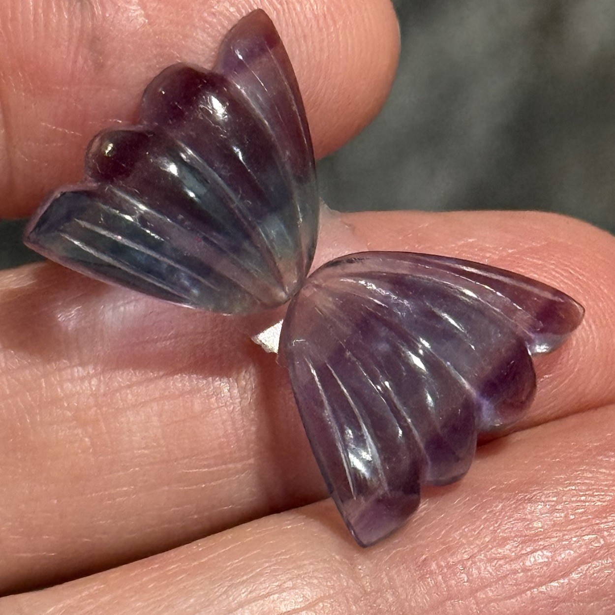 18ct 18×13.5x5mm Pair Fine Purple Blue Fluorite Carved Butterfly Wings Cabochons