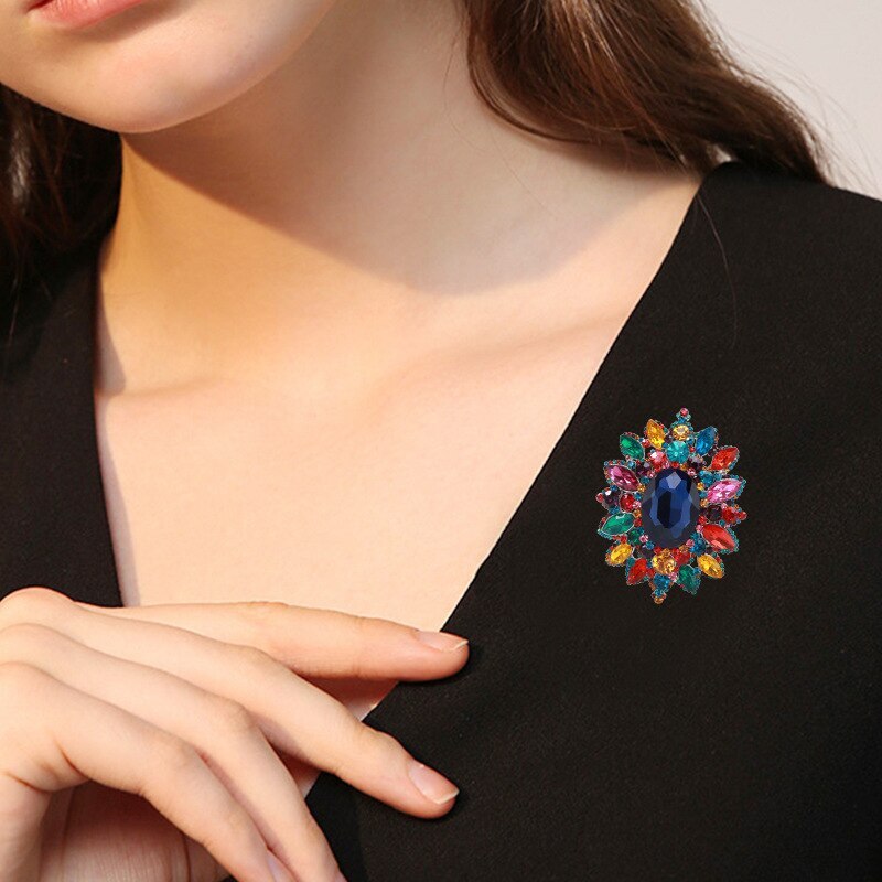 Women Crystal Rhinestone Brooches Badges Pins Vintage Party Banquet Jewelry Gift