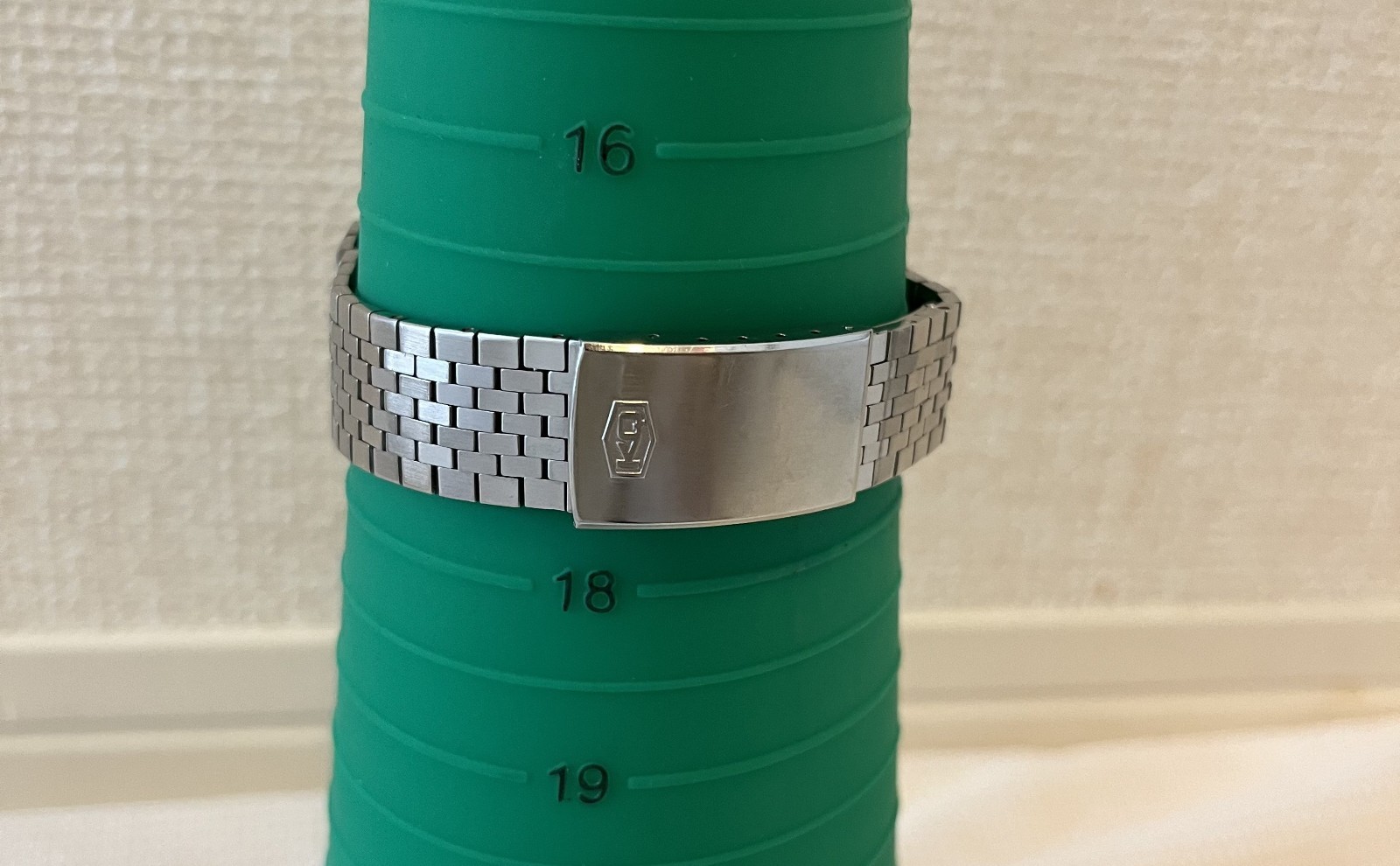SEIKO King Quartz 0853-8001 Vintage Blue Stripe 9 Jewels Day Date Men’s Watch