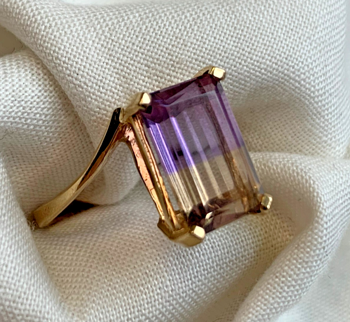 10K Yellow Gold Ring 3.29g Jewelry Size 7 Band Amerite Color Stone *READ*