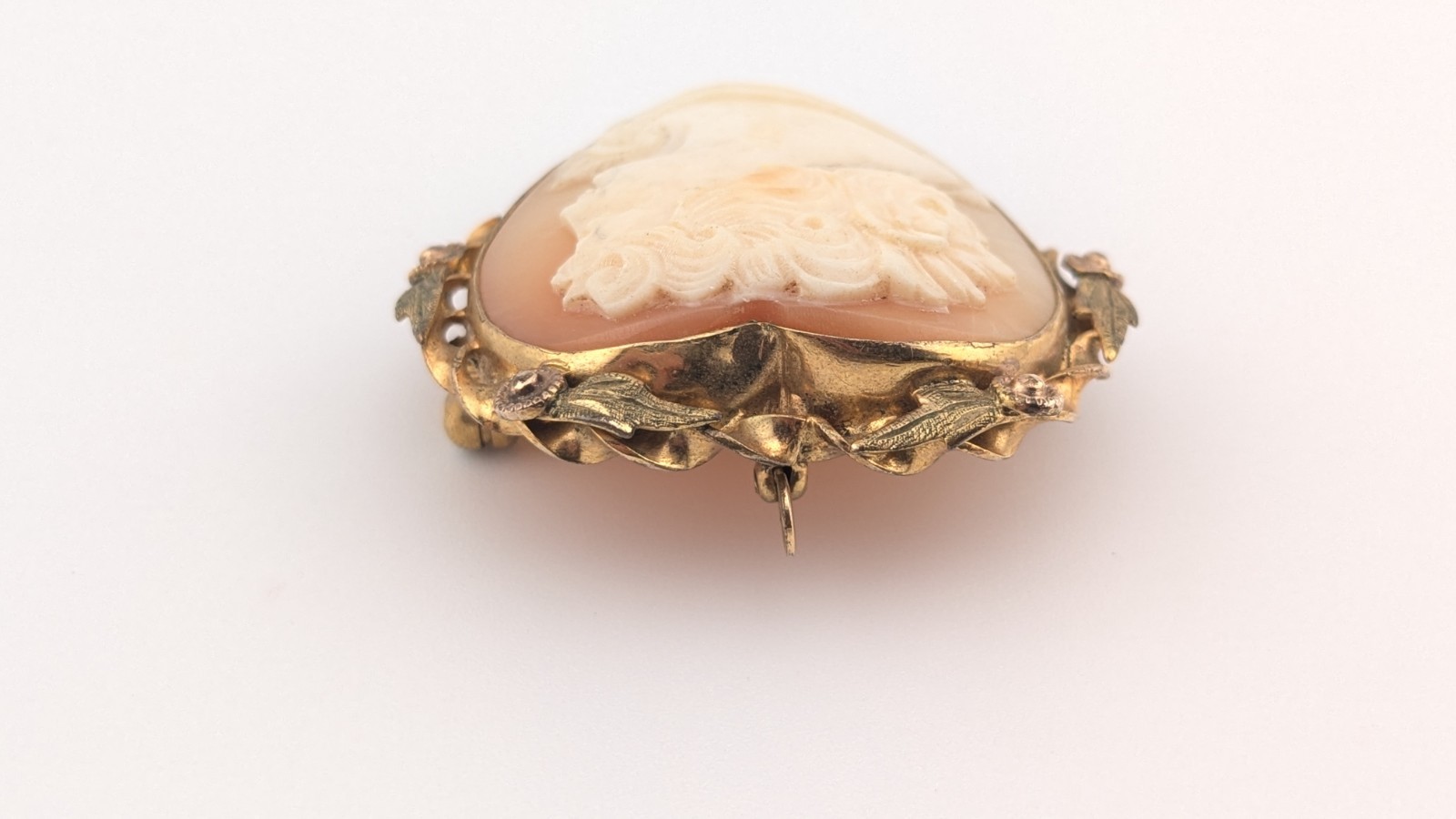Vintage 1/20 12K Gold Filled Shell Cameo Brooch Pendant Convertible Heart