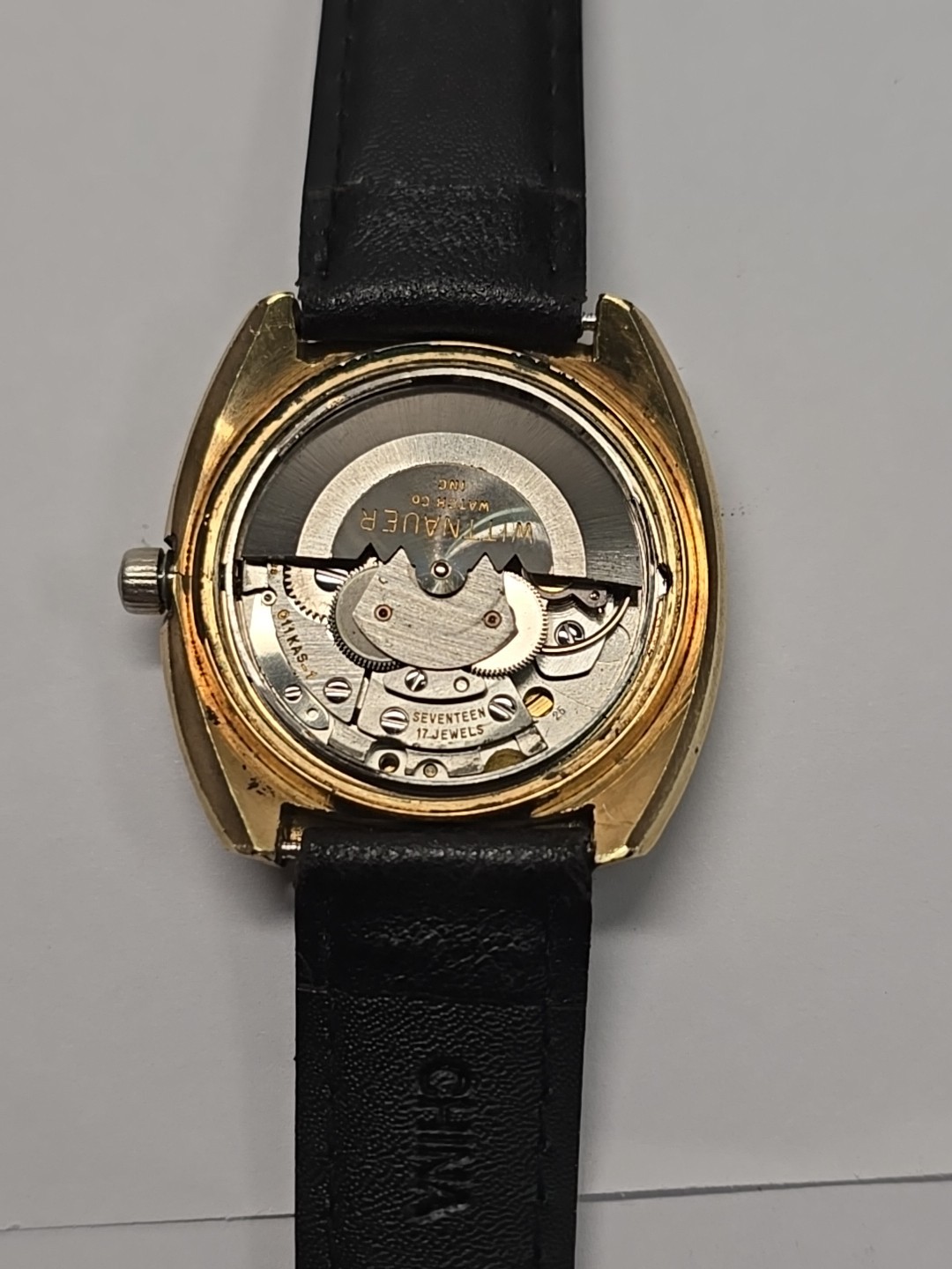 Rare Vintage WITTNAUER Geneve men’s automatic watch C11KAS-1 Date swiss 1970’s