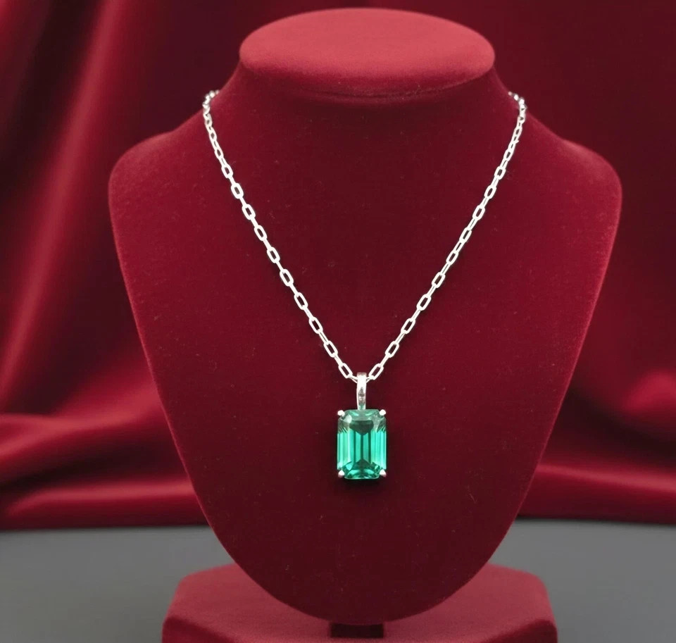 Certified 19.30 Ct Natural Emerald Pendant Sliver Jewelry Gemstone Emerald Cut