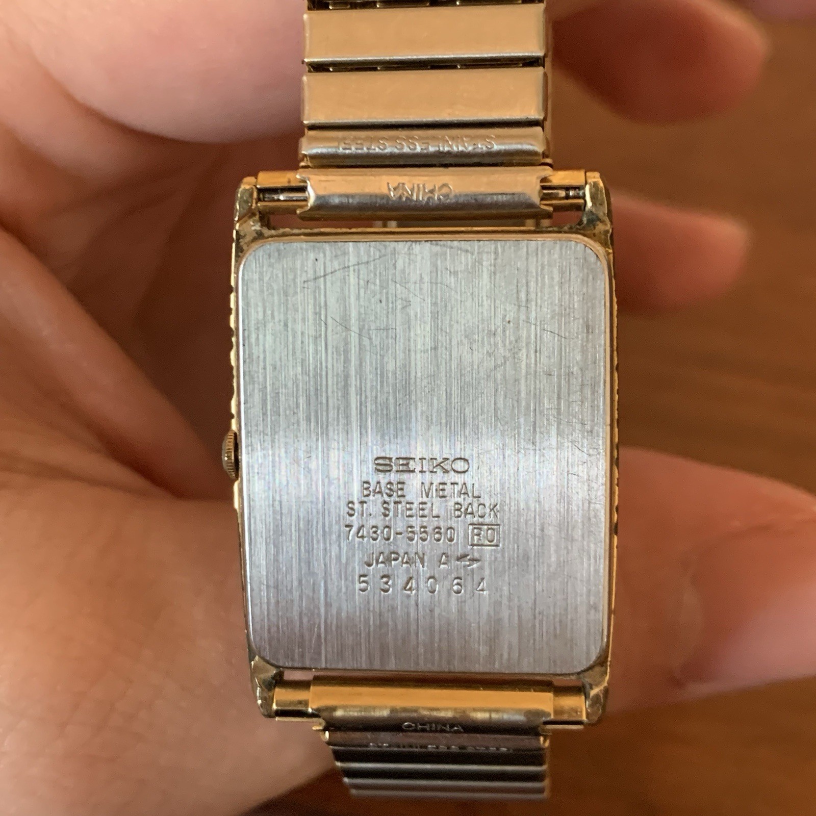 Seiko Tank Vintage Men’s Dress Watch w/ Stretch Band 7430-5560 (FOR PARTS ONLY)