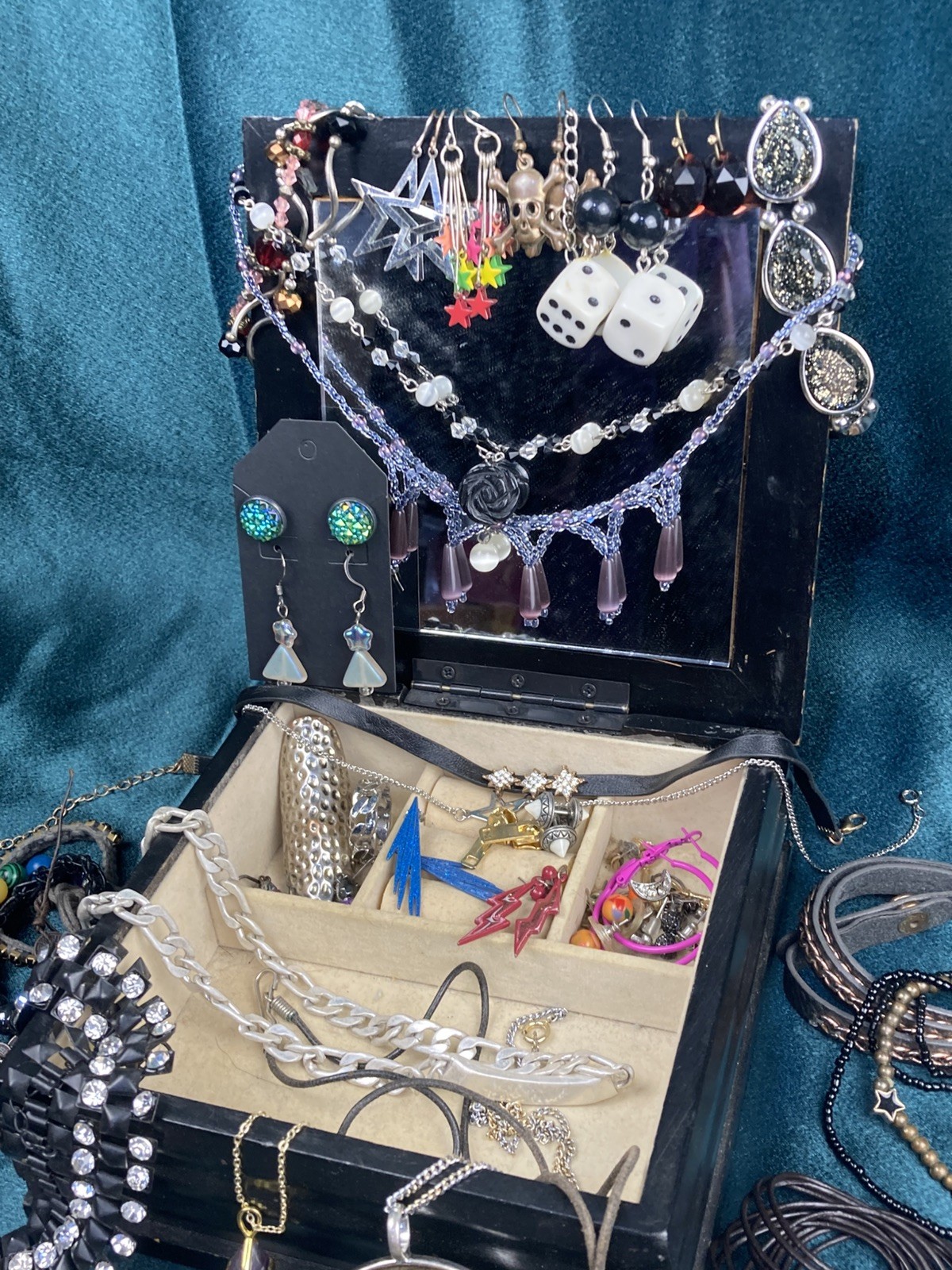 25 Lot Gothic Inspired Costume Jewelry Romance Goth Earring Emo Box Included