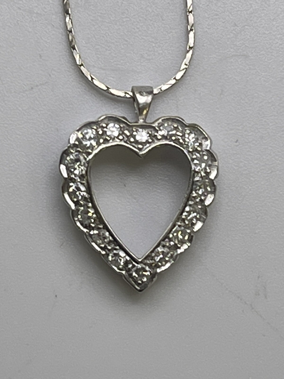14K White Gold 18 Inch Necklace w/ Diamond Heart Pendant .18tcw 3.2grams