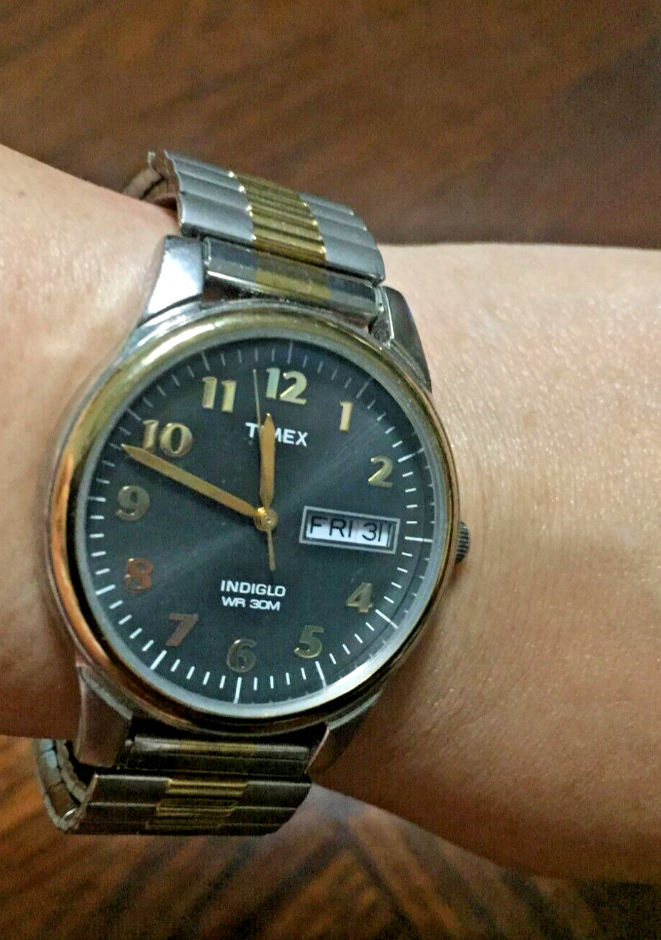Timex Wristwatch Gold & Silver Tone Expansion Band Black Face Day Date Indicator