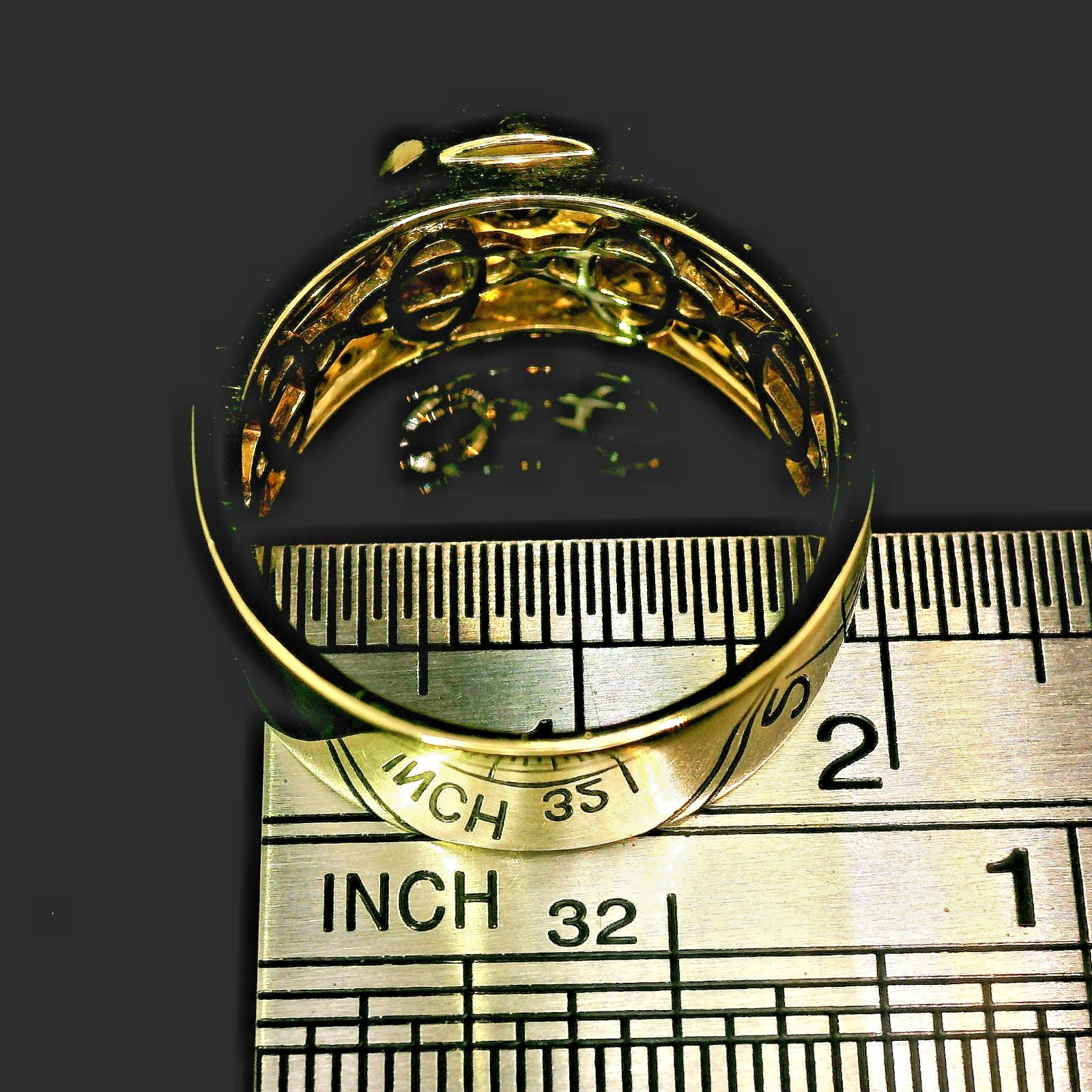 Elegant 9ct Yellow Gold Diamond Ring Multi Cut Shoulders 6.8g Size O