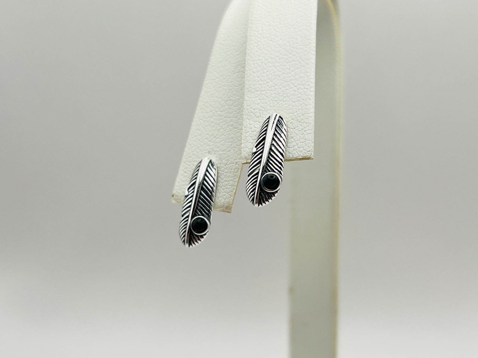 Sterling Silver 14.7mm Onyx Feather Stud Earrings