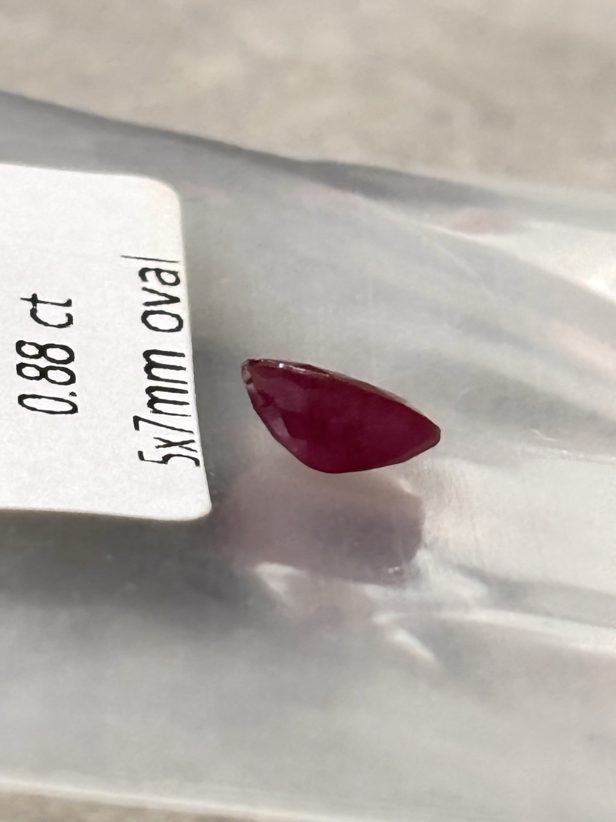 Natural Ruby Loose Gemstone 0.88 ct Red Oval Cut Faceted 5×7 mm