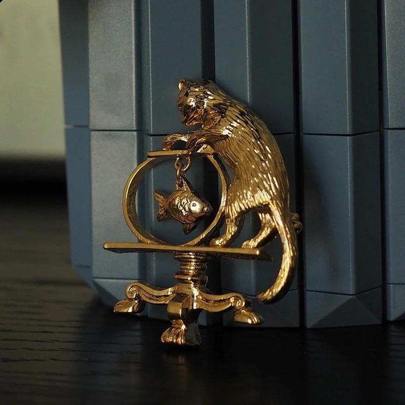 Antique Jewelry Cat Vintage Fishing Brooch Personality Vintage Brand Gold Plated