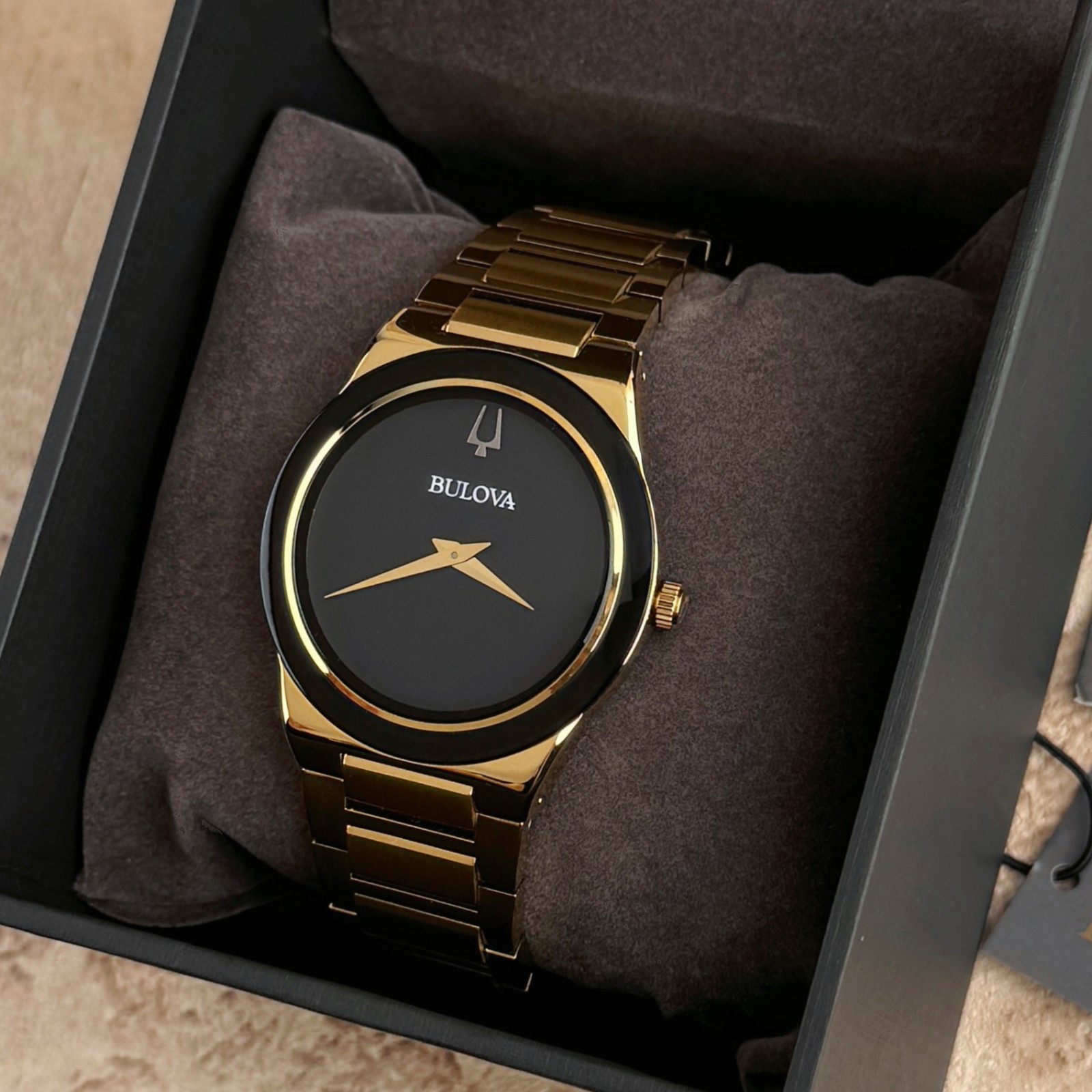 New Bulova Millennia Quartz black Dial Gold chain Men’s Watch 97A183