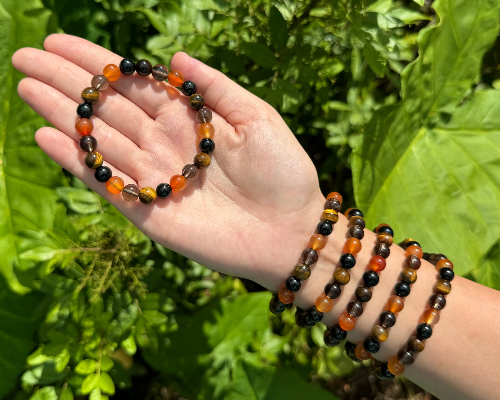 Capricorn Zodiac Bracelet: 8 mm Natural Crystal Beads (Capricorn Birthstone)