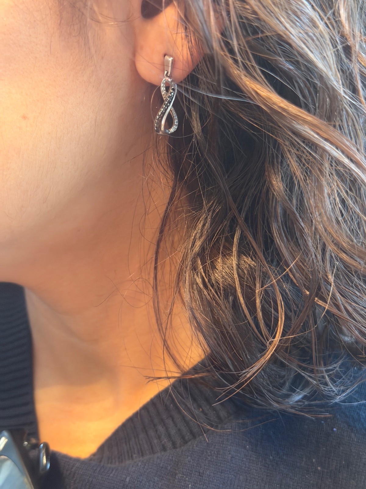 Sterling silver earrings black onyx stone & Diamonds